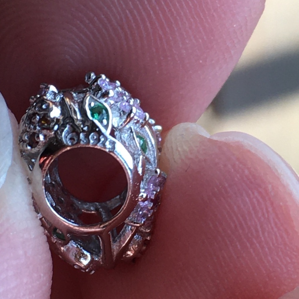 STERLING SILVER FLORAL CHARM - Picture 3 of 3